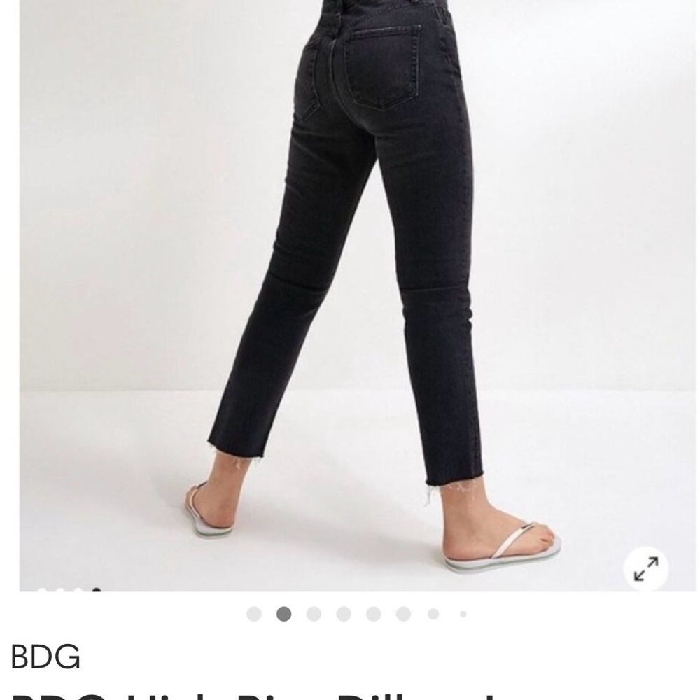 BDG Women's Dillon Straight Leg Jeans in Charcoal Black size 27